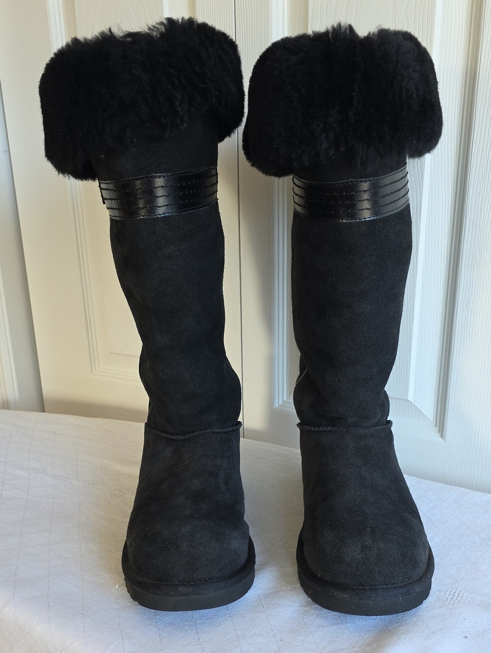 UGG Australia Genevieve Black Tall Over-The-Knee Leather Bow Boots Size 9